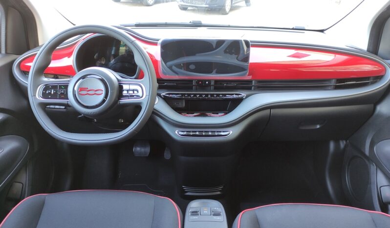 FIAT 500e pieno